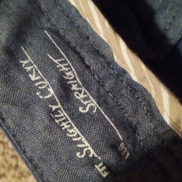 Women's Eddie Bauer slightly curvy straight leg capris - Picture 7 of 9